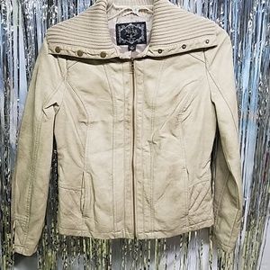 💕💖NWT Mo-ka💕💖 jacket size S.💕💖